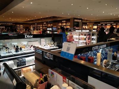 化妝品巨頭財報亮眼，日用百貨銷售中中國消費者成增長引擎